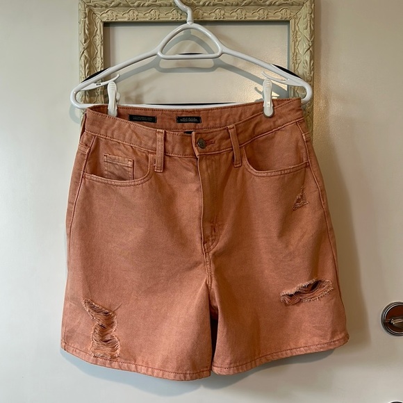 WILD FABLE | Highest Rise Bermuda Salmon Orange Women's Distressed Shorts - Picture 5 of 10